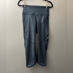 Old Navy High Rise Active Crop Leggings